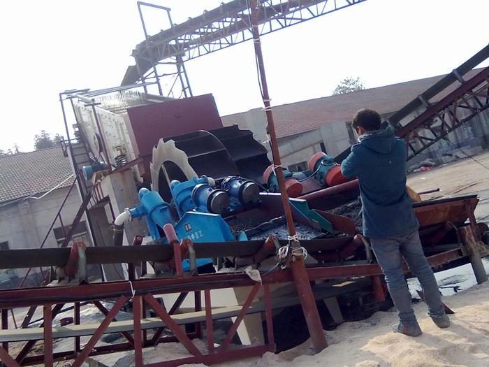 河北客户考察细沙回收机 河北客户考察细沙回收机.jpg