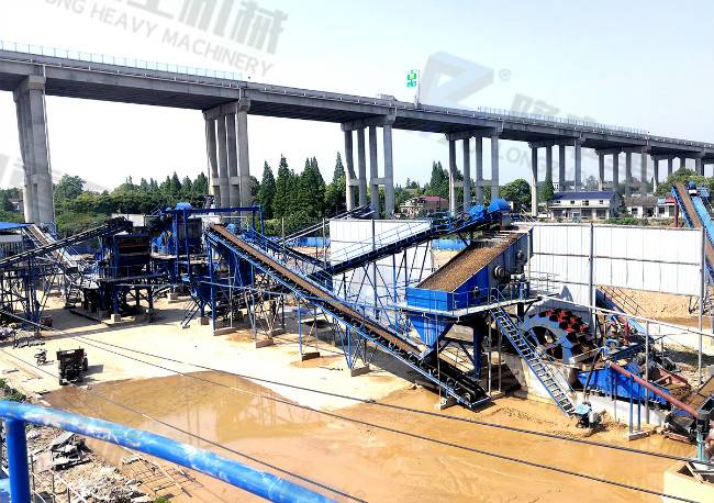 洗砂生产线 圆振动筛.jpg